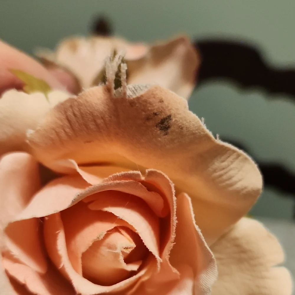 Elegant Faux Pink Rose Arrangement in Heart Vase